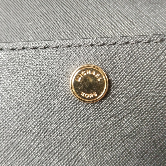 Michael Kors black safianno leather Greenwich satchel bag with crossbody… - Picture 9 of 16